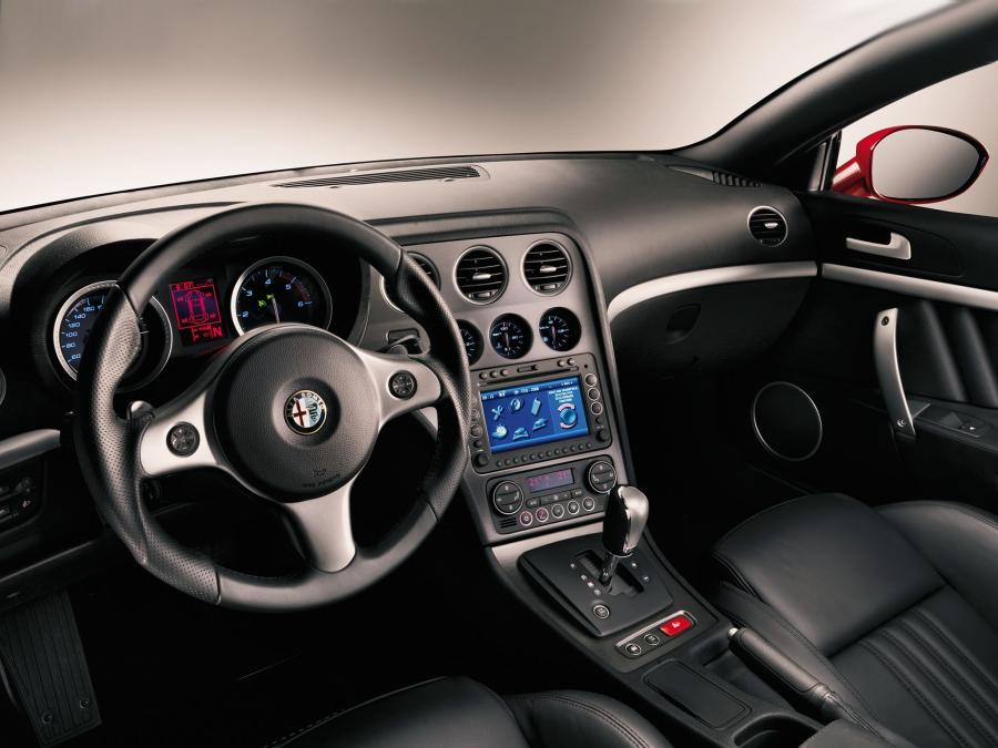  Alfa Romeo Brera 2005 года  (фото 12 из 153)